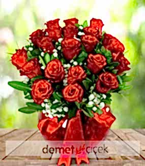 Akvaryum Vazoda 21 Kırmızı Gül